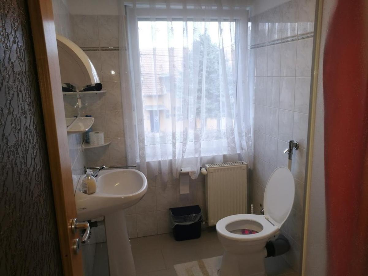 Apartment Revesz Harkany Luaran gambar