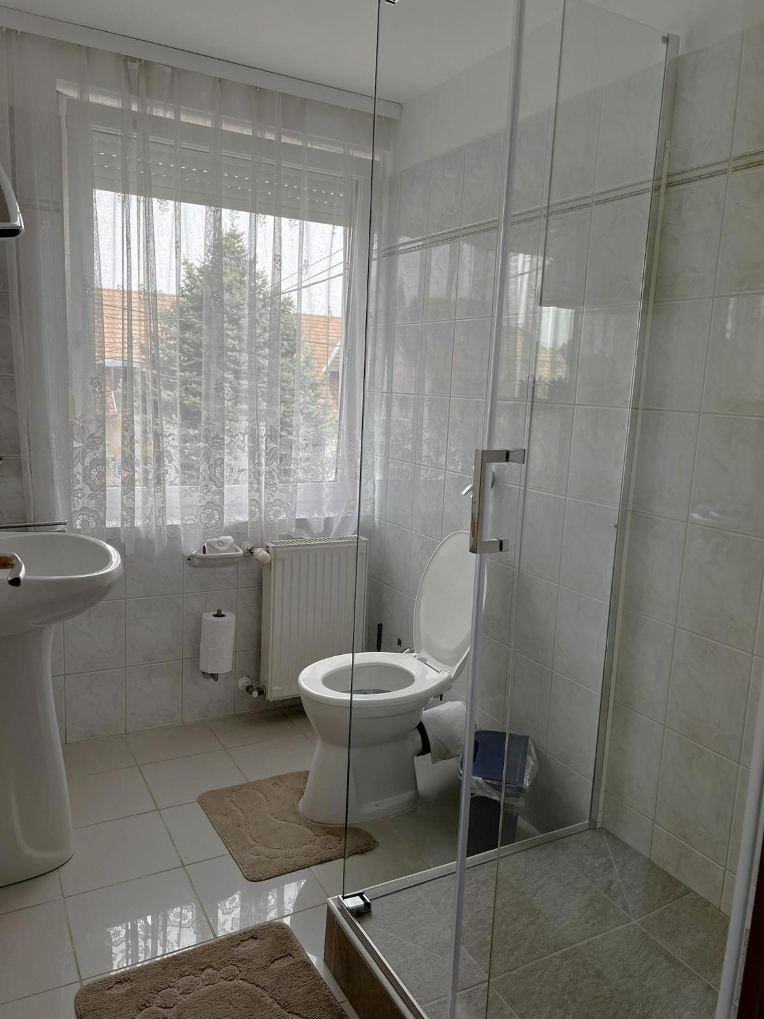 Apartment Revesz Harkany Luaran gambar